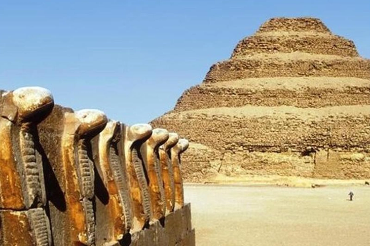 Giza Pyramids and Sakkara Tour2