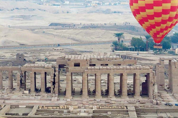 Hot air balloon (Luxor)1