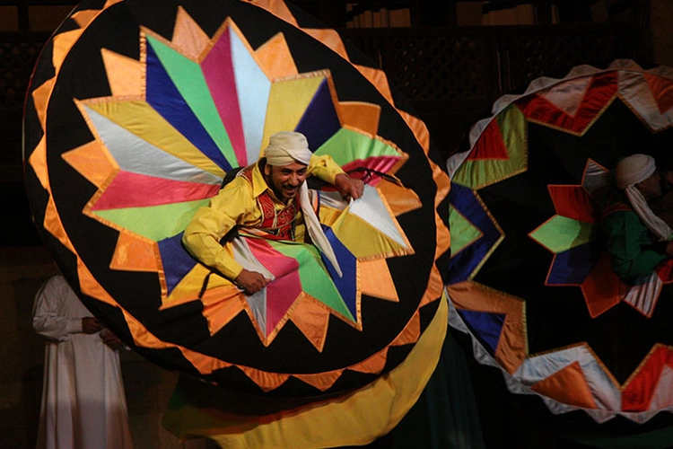 Tannoura Egyptian Heritage Danc2